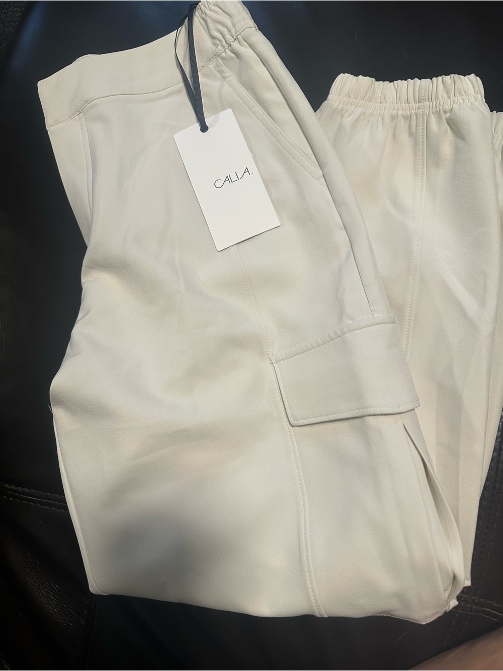 CALIA by Carrie Underwood Cream Cargo Joggers